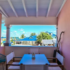 Appartement Stunning New With View Of Orient Bay, Quarter of Orleans